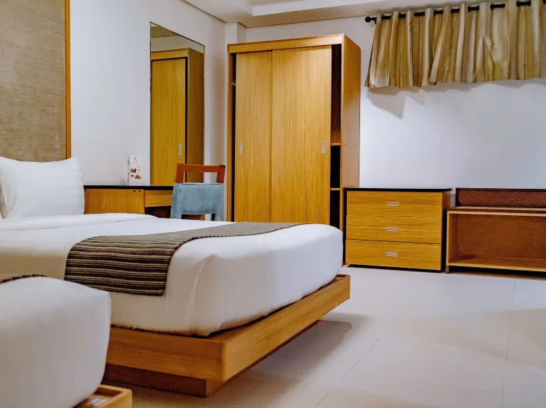 Crown Regency Courtyard Resort