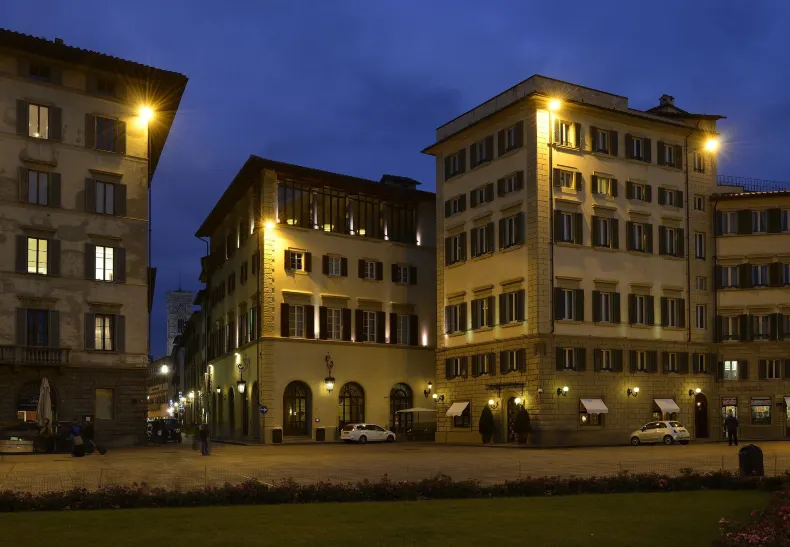 聖瑪利亞諾瓦拉飯店