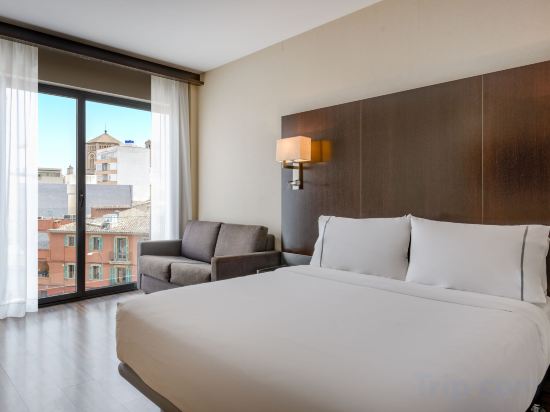 AC Hotel Ciutat de Palma by Marriott Room Type - Standard Room, 1 Queen Bed