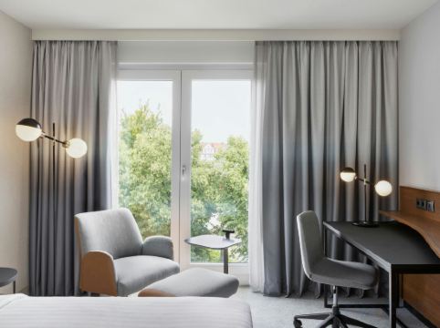 Courtyard by Marriott Munich City East - Tap to explore photos