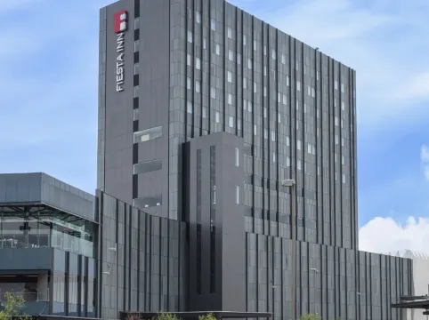 普埃布拉公園嘉年華酒店