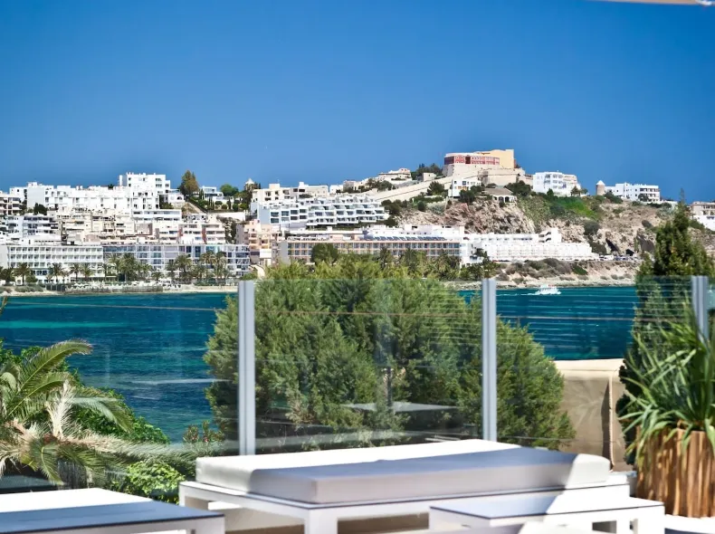 Ryans Ibiza Apartments - Only Adults