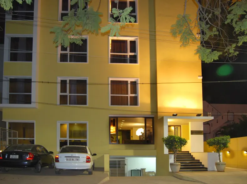 Justa Indiranagar