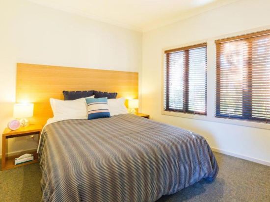 Sandpiper Motel Apollo Bay Room Type - 2 Bedroom Apartment 2 Queen