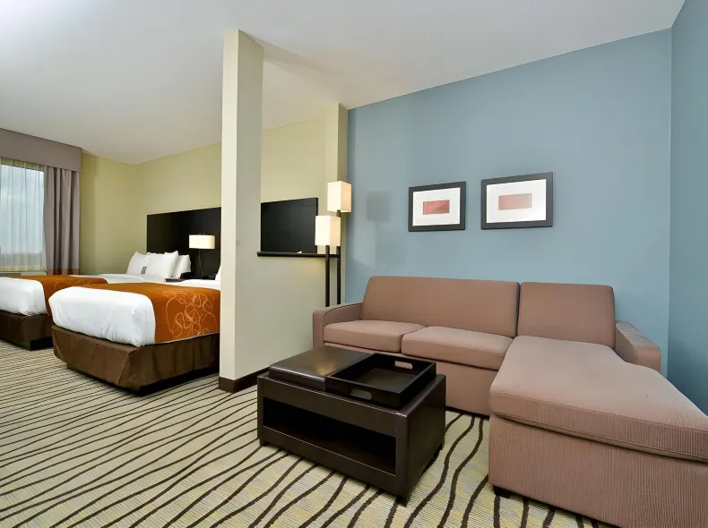 Comfort Suites near Westchase on Beltway 8