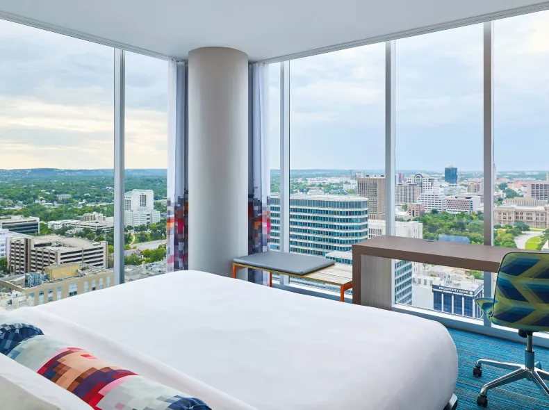 Aloft Austin Downtown