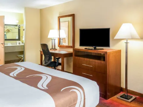 Quality Inn & Suites Albuquerque West