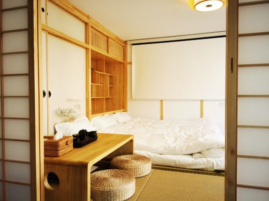 YeeMoo Guesthouse Room Type - Japanese-Style Private Hot Spring Tatami Room (Chrysanthemum Elegance)