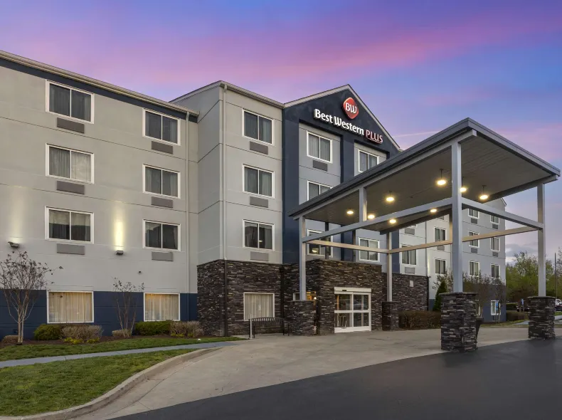 Best Western Plus Nashville Airport Hotel