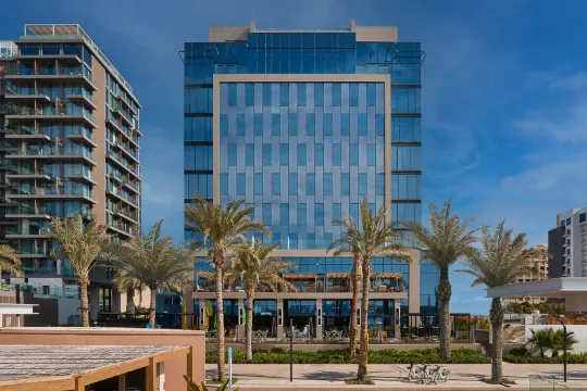 voco DUBAI THE PALM by IHG