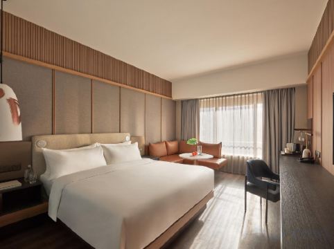 Amara Singapore Hotel Room Type - Deluxe King