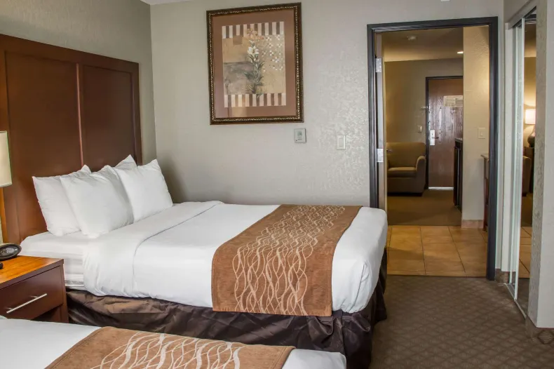 Comfort Suites Near Seaworld