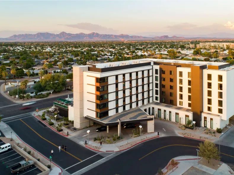 Senna House Hotel Scottsdale, Curio Collection by Hilton