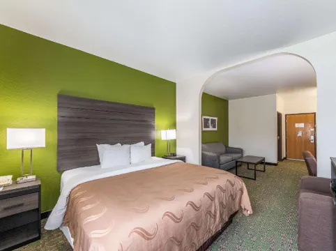 Quality Suites San Antonio Brooks City Base