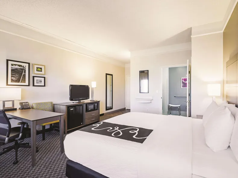 La Quinta Inn & Suites by Wyndham Austin Near the Domain