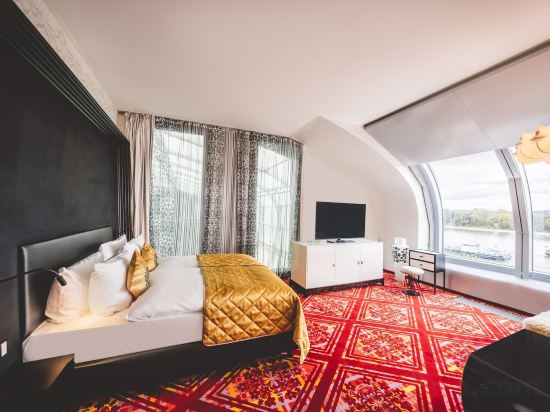 Kameha Grand Bonn Room Type - Corner Suite