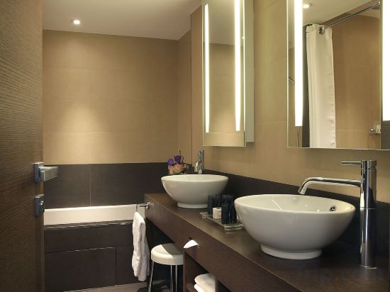 AC Hotel by Marriott Ambassadeur Antibes - Juan Les Pins - Tap to explore photos
