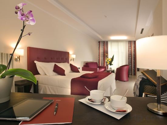 Cardinal Hotel St. Peter Room Type - Family Room