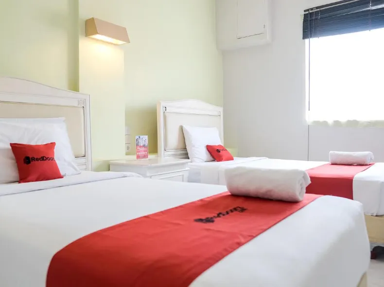 RedDoorz Plus @ Sunrise Hotel Sanur
