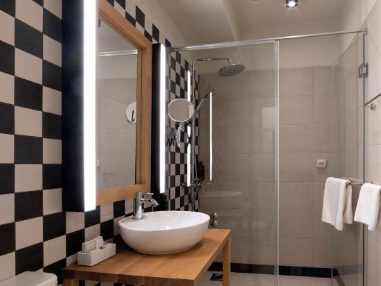 Mercure Belgrade Excelsior - Tap to explore photos