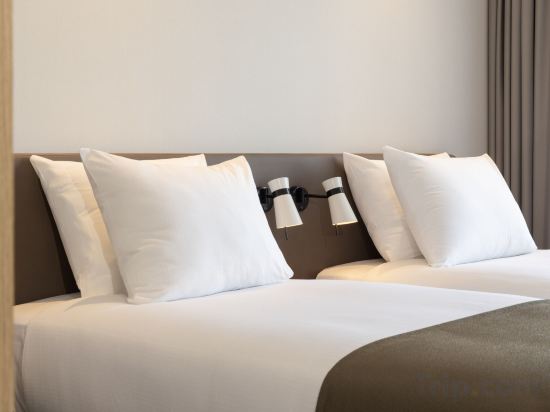 Holiday Inn Eindhoven Airport Room Type - 2 Single Beds Standard