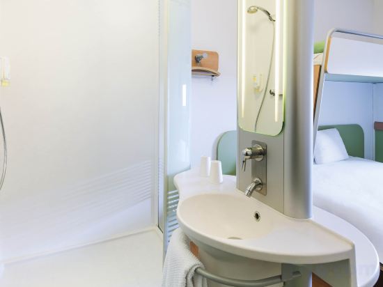 ibis Budget Luxembourg Sud - Tap to explore photos