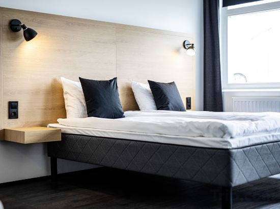 201 Hotel Room Type - Superior Double Room