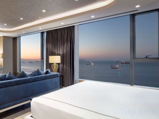 Hilton Istanbul Bakirkoy Room Type - PRESIDENTIAL SUITE