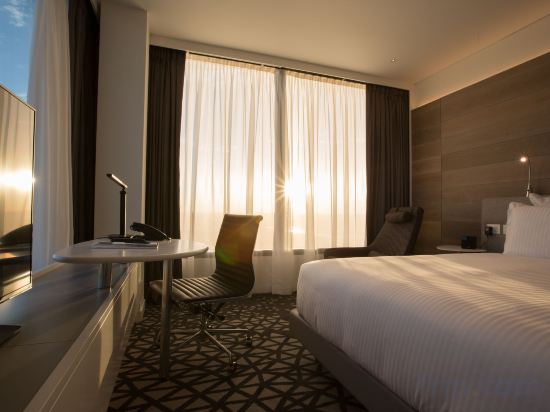 Pullman Sydney Airport Room Type - Superior King - Accessible Room