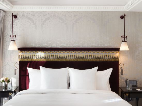 La Reserve Paris Hotel and Spa - Tap to explore photos