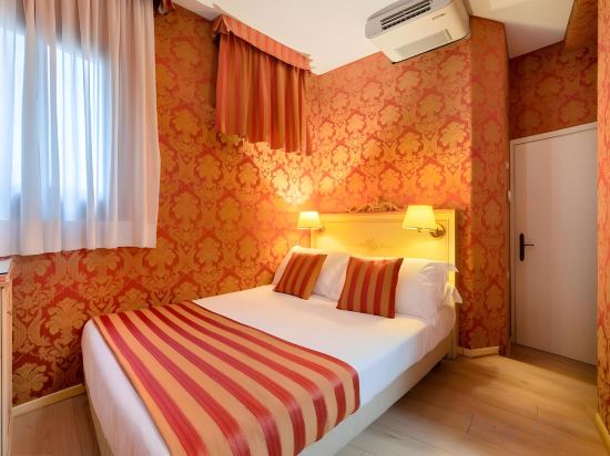 Hotel San Giorgio - Tap to explore photos