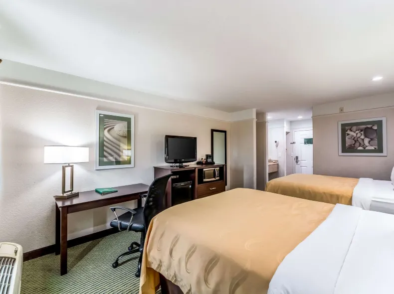 Quality Inn & Suites SeaWorld North
