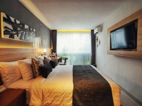 The Cakra Hotel Room Type - Superior Room