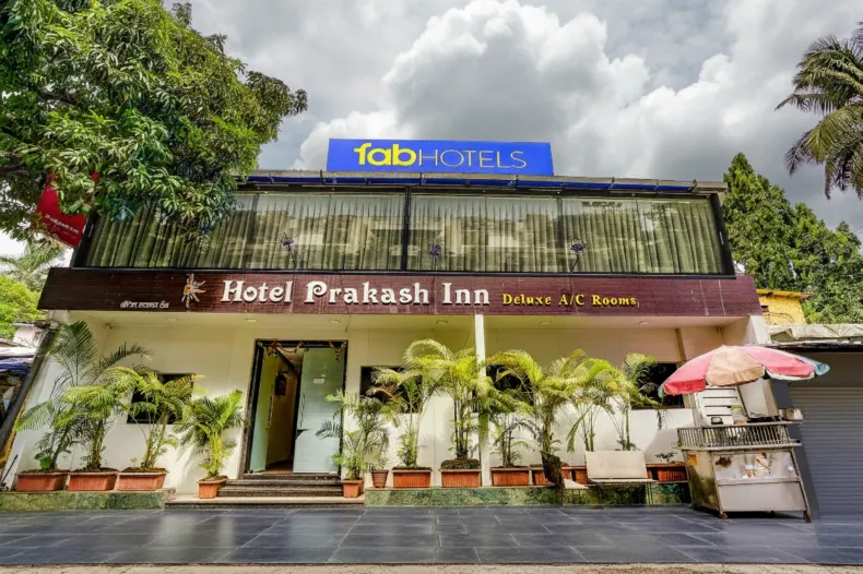 FabExpress Prakash Inn - Nr Mumbai International Airport