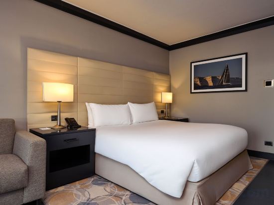 InterContinental Malta Room Type - 1 King Premium City View