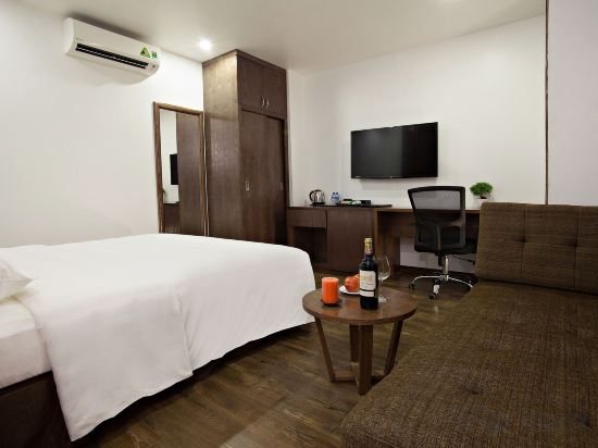 Inearth Hotel Hanoi Room Type - Superior King Room