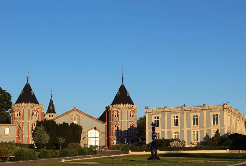 Brit Hotel Reims la Neuvillette