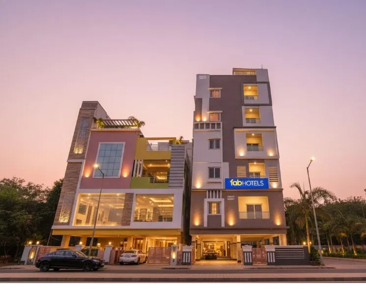 FabHotel Eminent Suites Banjara Hills