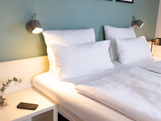 Garner Hotel Post Aschaffenburg by IHG Room Type - Premium Room With 2 Single Beds