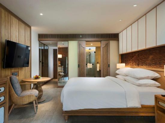 Hyatt Regency Bali Room Type - 1 KING BED CLUB ACCESS DELUXE