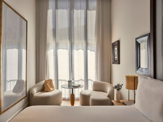 Hotel Pulitzer Barcelona Room Type - Pulitzer Signature Room