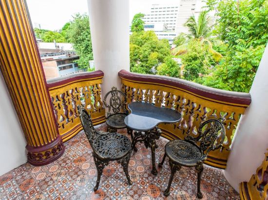 Pingdoi Hualin Boutique Hotel - Tap to explore photos