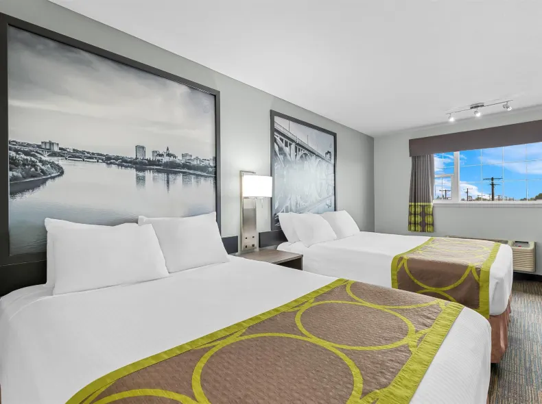 Super 8 by Wyndham Saskatoon Near Saskatoon Airport