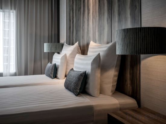 PULLMAN MIRI WATERFRONT Room Type - Superior Twin Room with City View