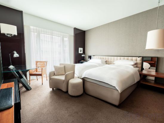 Grand Hyatt Berlin Room Type - Twin Room
