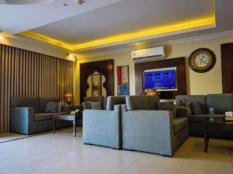 Dar NEYAARA SERVICED APARTMENTS - Economic