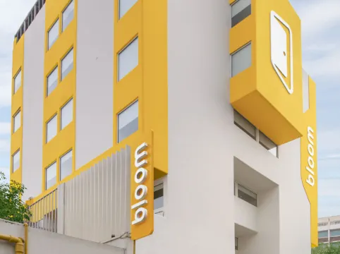 Bloomrooms @ Janpath