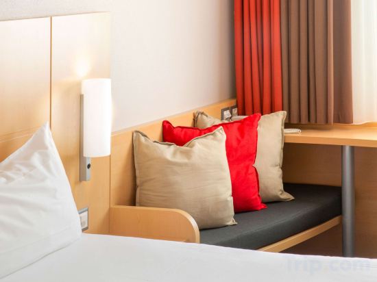 ibis Lugano Paradiso Room Type - Double Room