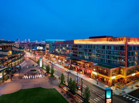 โรงแรมแซคารี ชิคาโก - ในเครือโรงแรมทริบิวท์ พอร์ตฟอลิโอ