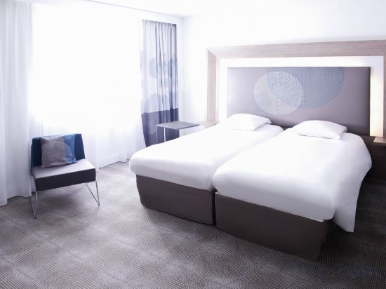 NOVOTEL MARSEILLE CENTRE PRADO Room Type - Superior Twin Room